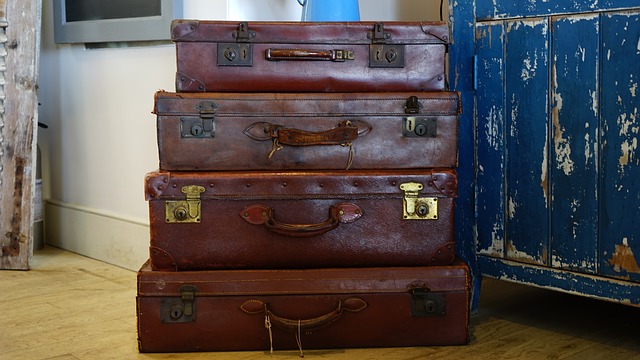 čtyři kufry